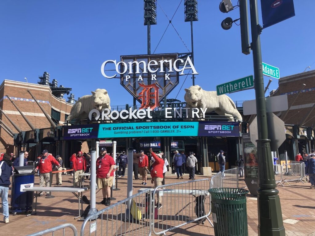 Entrance to Comerica Park with tiger status on top of the entrance